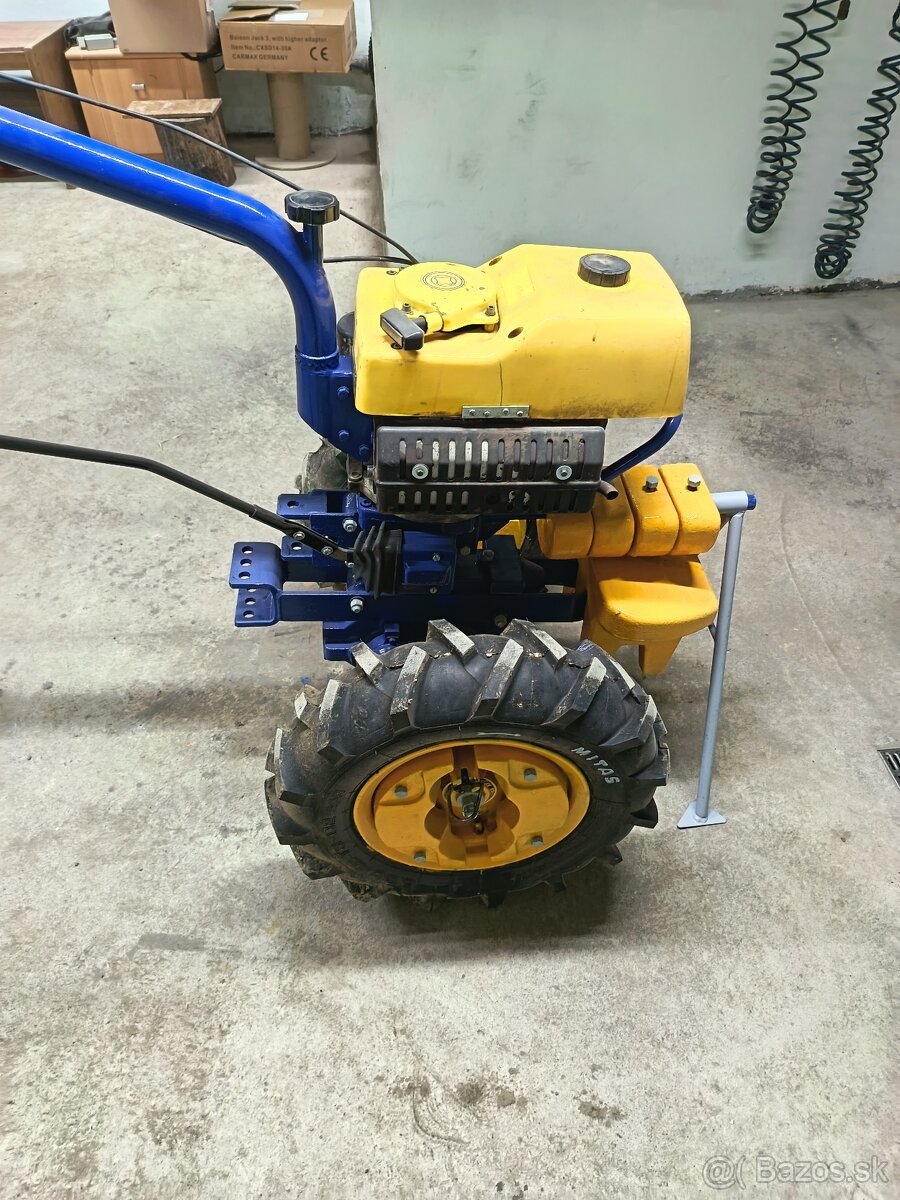 Malotraktor AGZÁT - 2