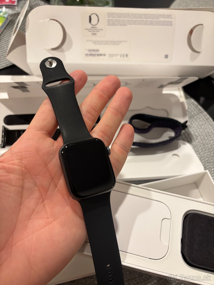 Apple Watch 5 44 mm Gray - 2