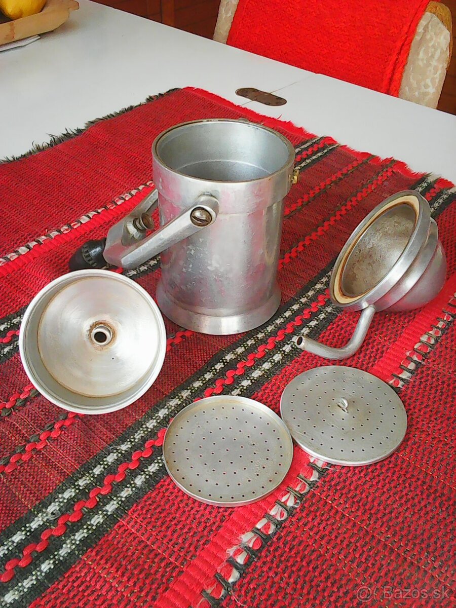 pressovar na kavu - 2