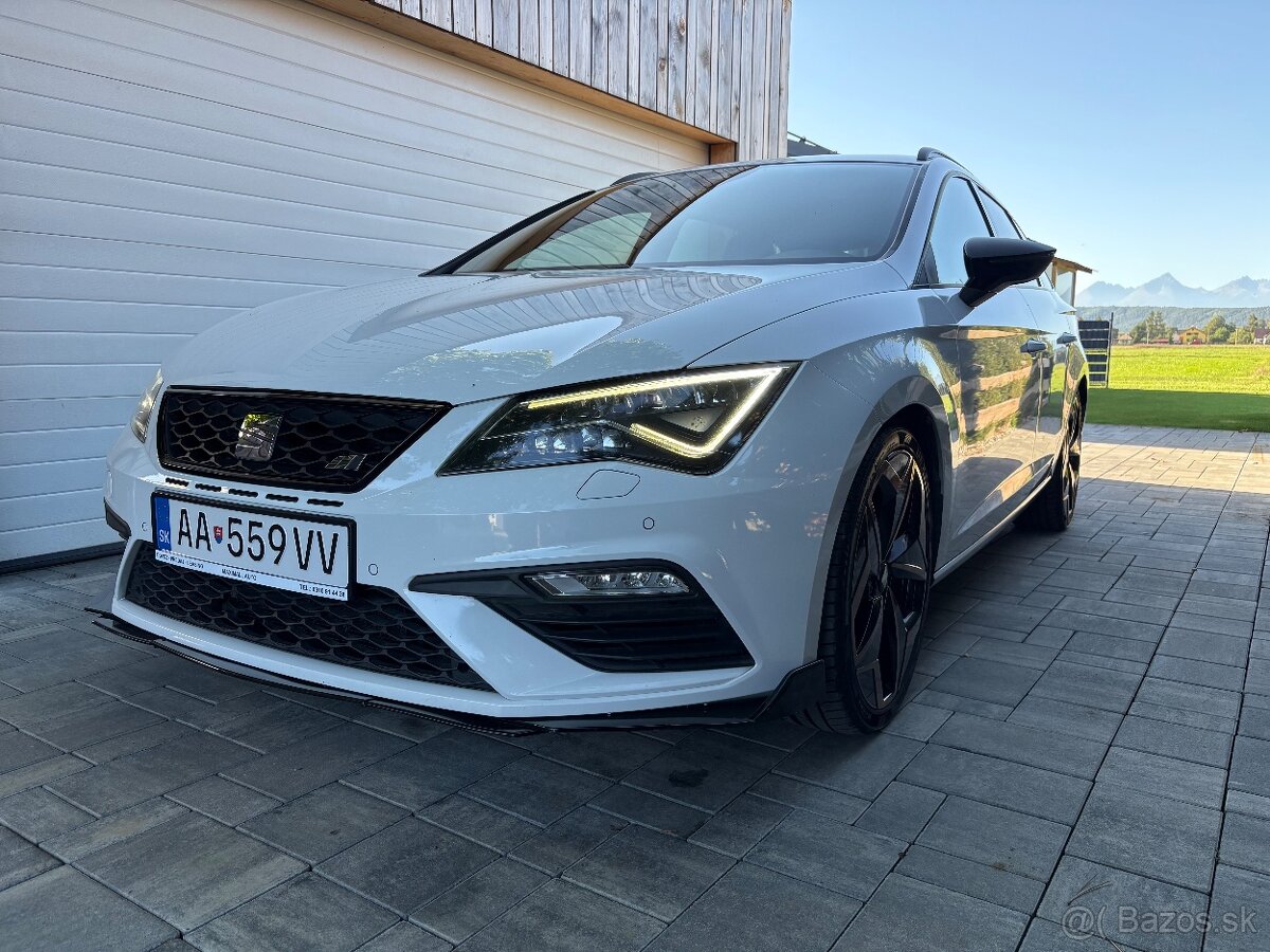 Seat Leon ST 2.0 TSI Cupra DSG 4Drive - 2