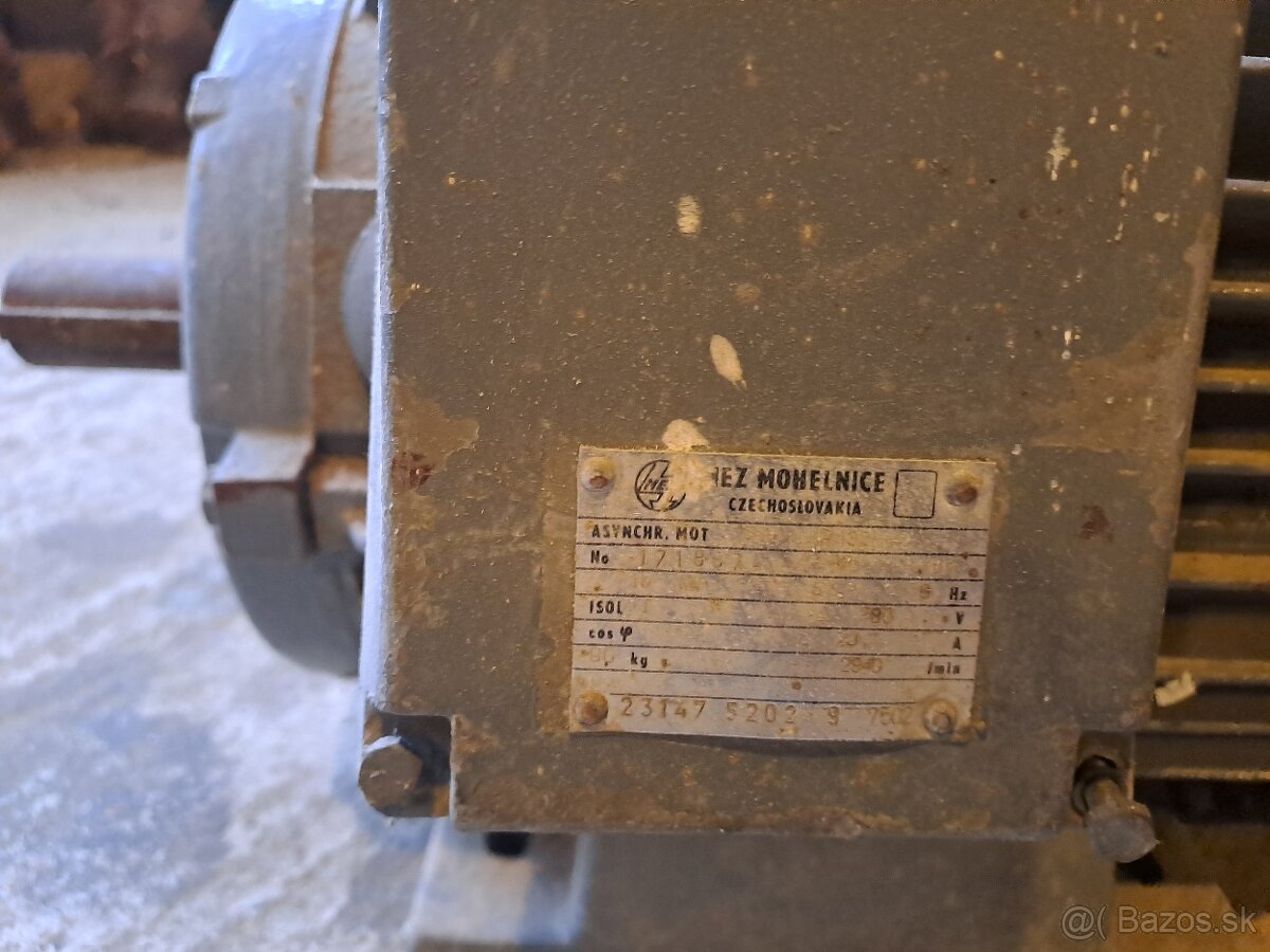 Predám novy/Nepoužitý elektromotor 10 kw - 2