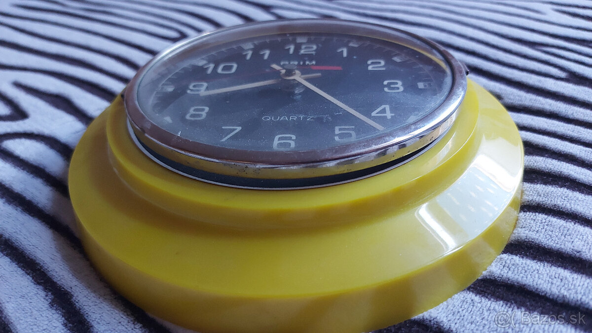 Retro nástenné hodiny - 2