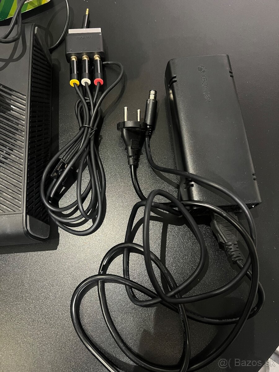 Xbox 360, 250GB + KINEKT - 2