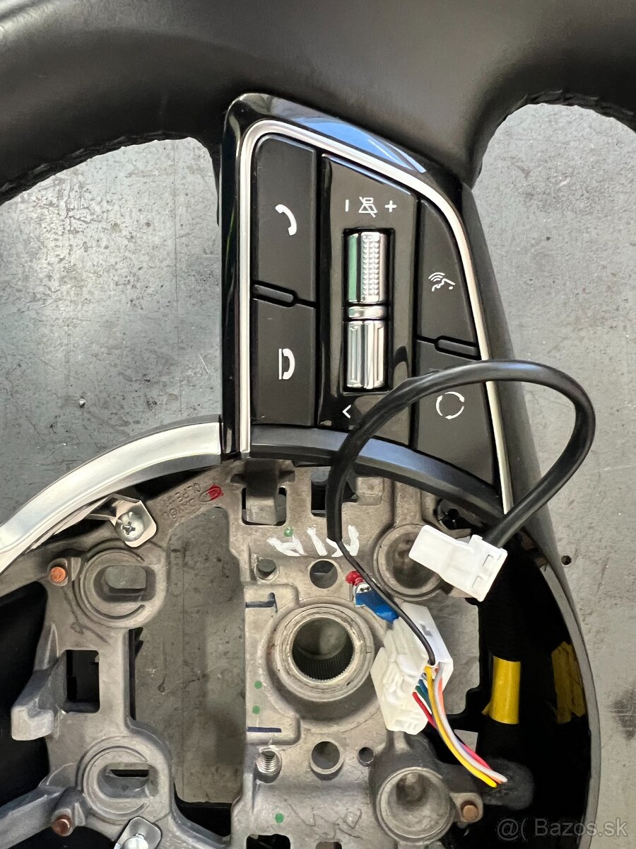 volant Kia Sportage 56130D9AA0 - 2