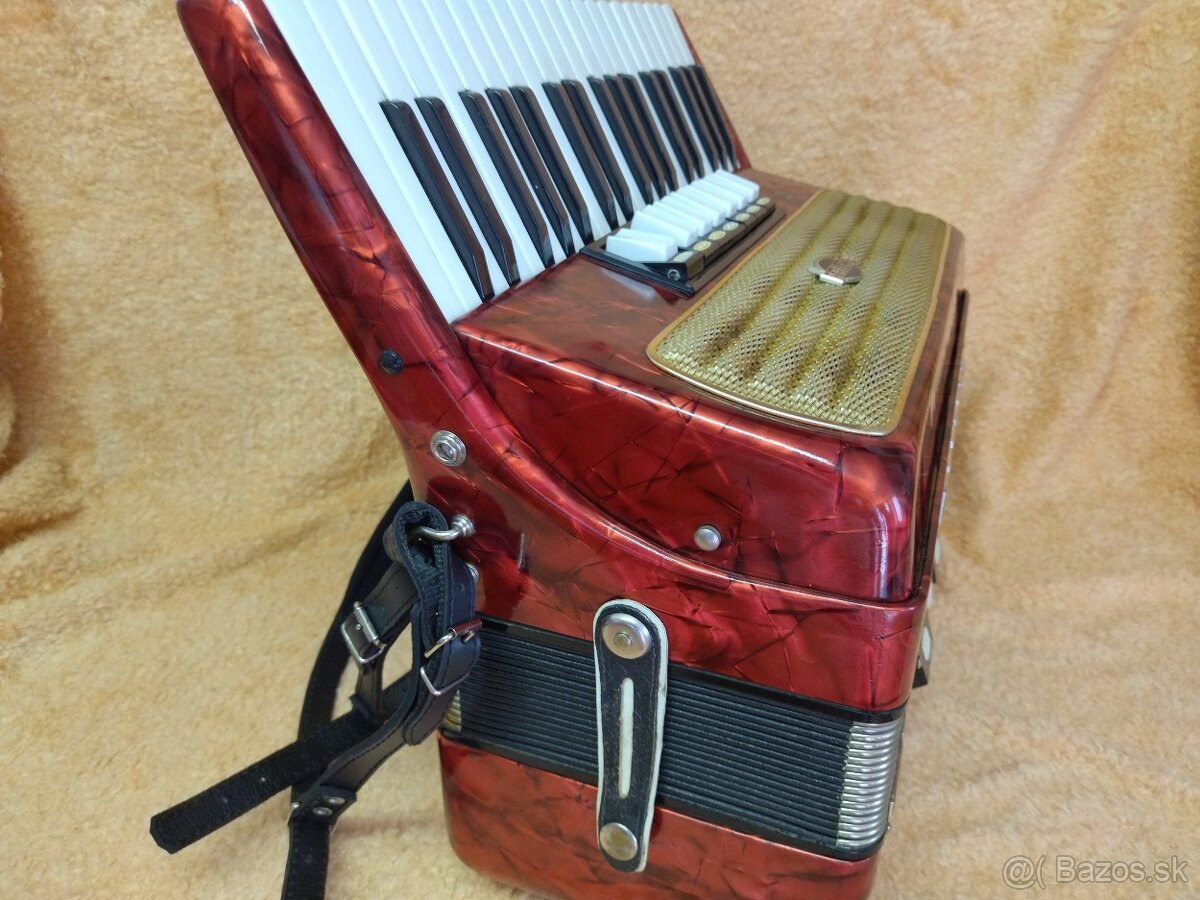 Harmonika akordeon Delicia Carmen III - 96 bas. - 2