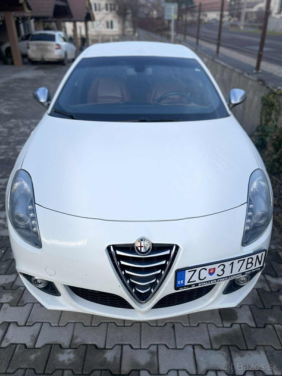 Alfa Romeo Giulietta - 2
