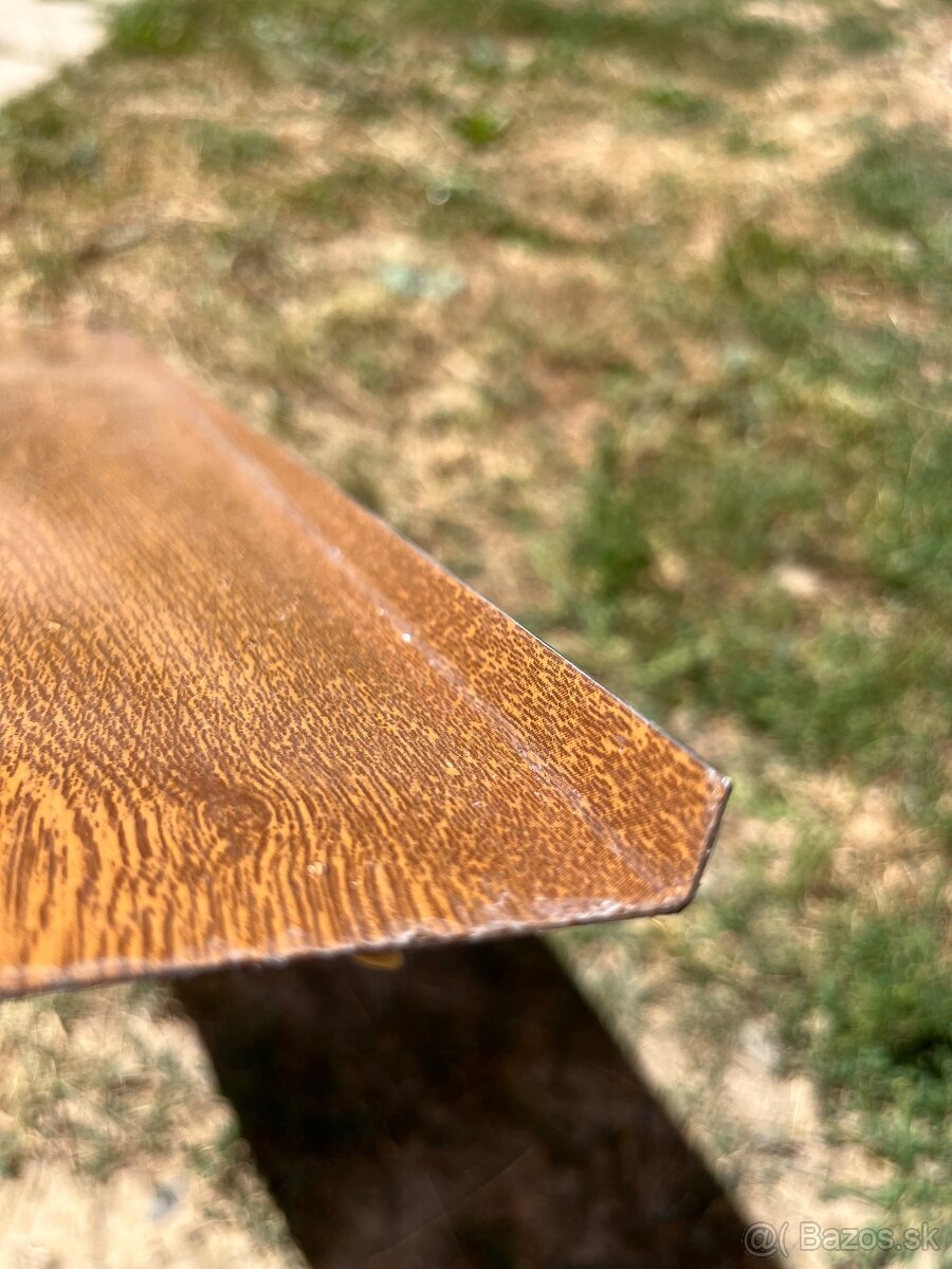 Predám vonkajší parapet zlatý dub - 2