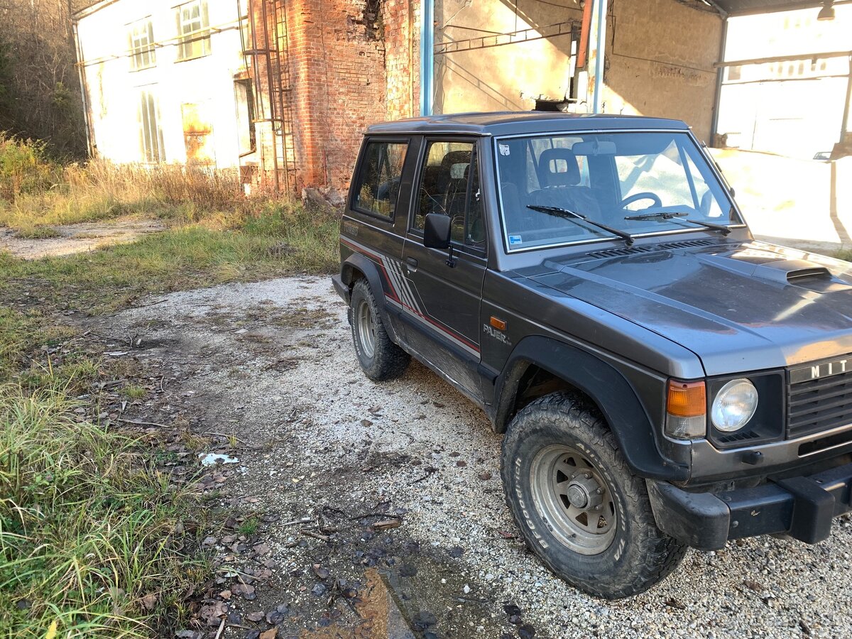 Rozpredam Pajero 2.5 td - 2