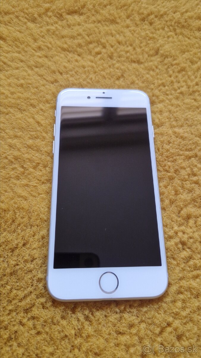 Iphone 7 strieborný - 2