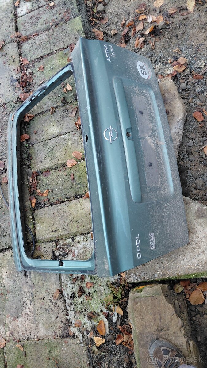 Predam diely na opel astra g - 2