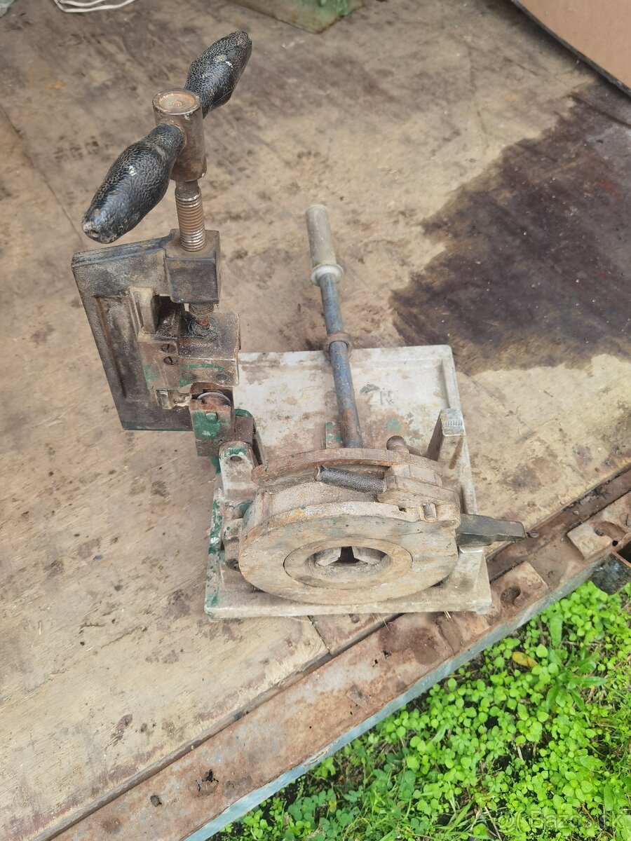 Ručná zavitnica - rezačka závitov - 2