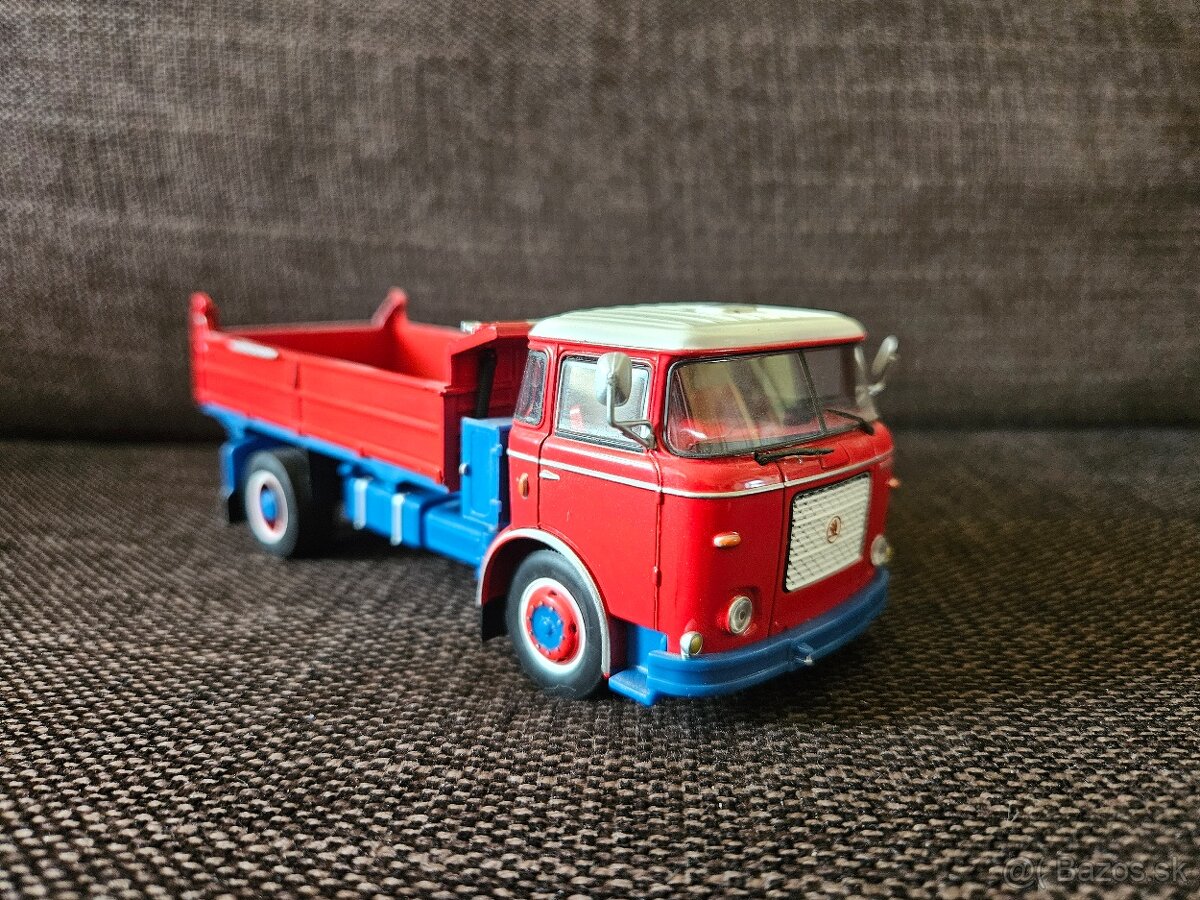 LIaz MTS 24 1:43 - 2