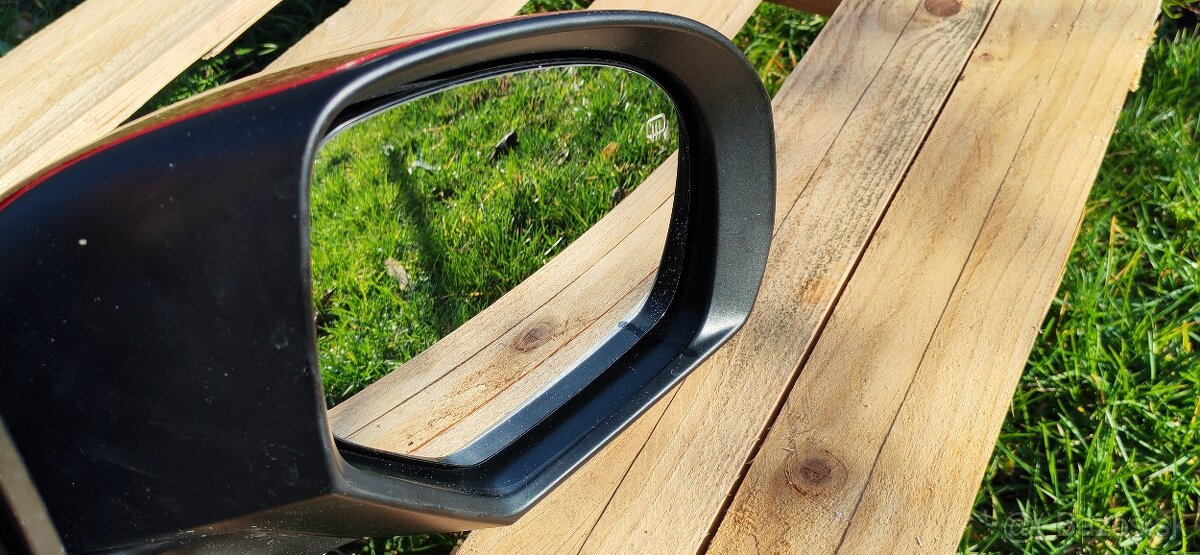 Spätné zrkadlo na Suzuki Swift - 2