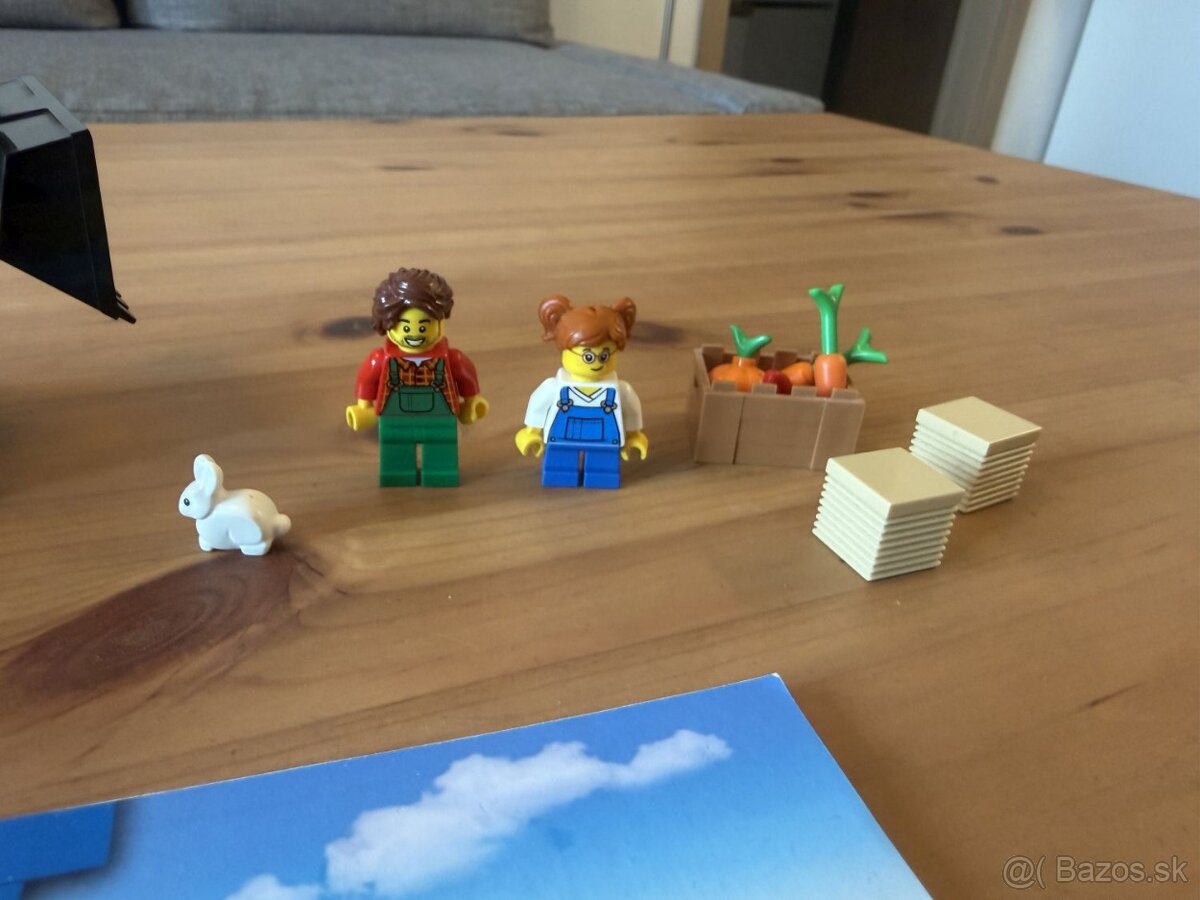 Predám lego traktor s farmarmi - 2