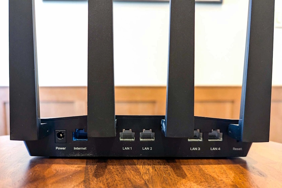 Domáci prémiový Wi-Fi router Express VPN Aircove - 2