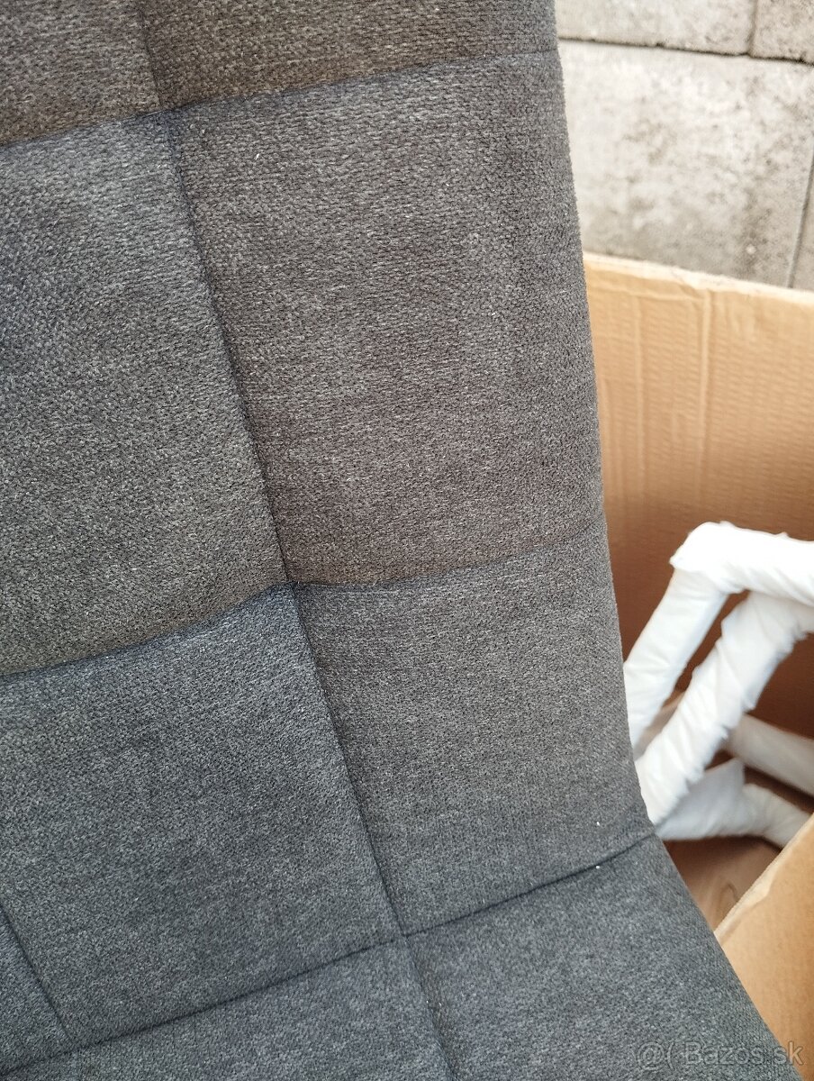 Jedálenská stolička - 2