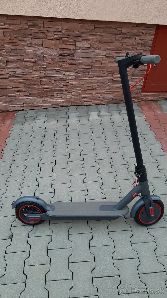 Elektrická kolobežka - 2