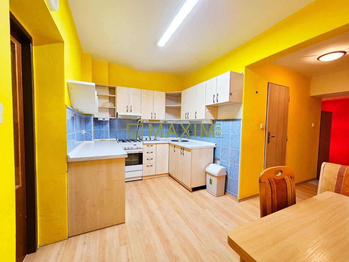 Ponúkame na predaj Rodinný dom v Bratislave - Vajnory - 2