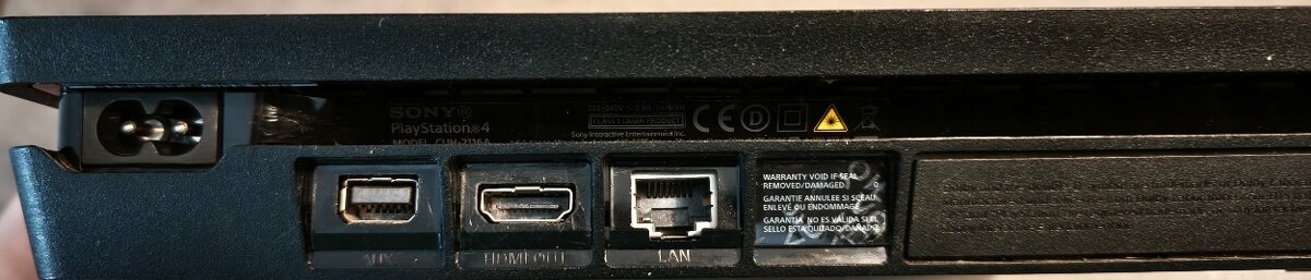 PlayStation 4 500GB + príslušenstvo - 2