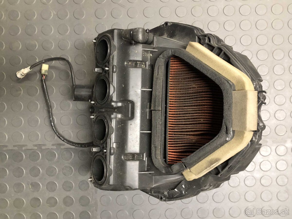 Airbox Yamaha R6 - 2