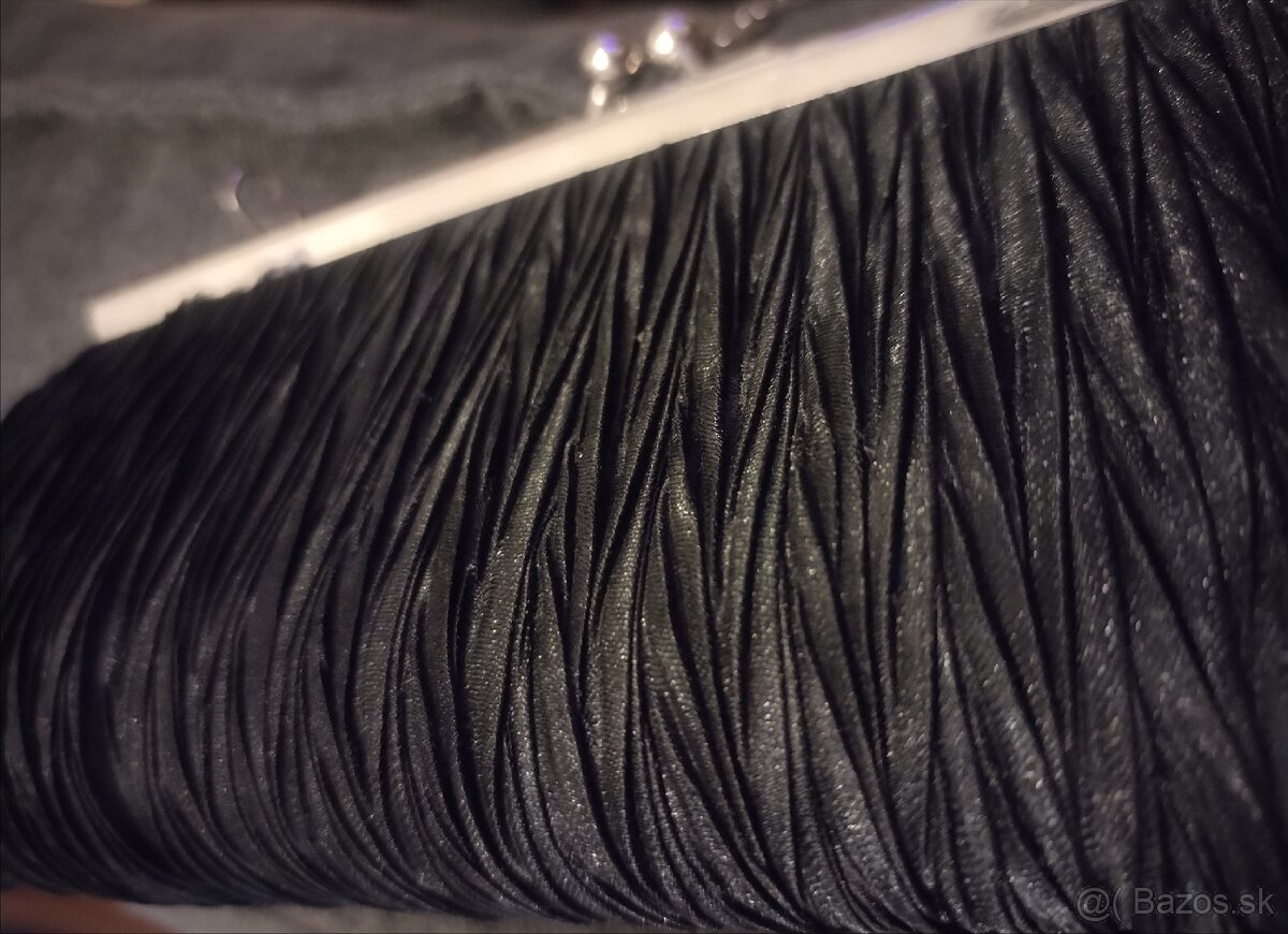 Krásna spoločenská kabelka, retiazka sa dá odopnúť - 2