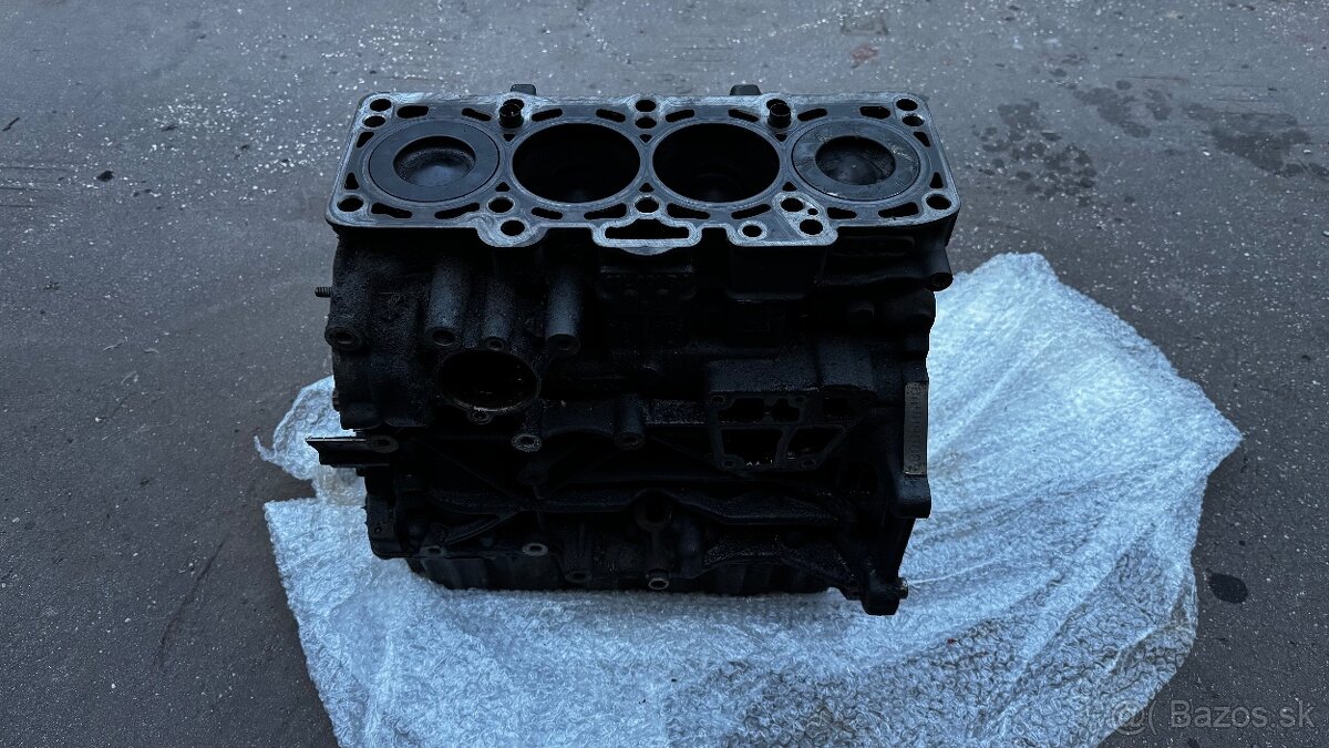 Kompletný blok 1.6 TDi CAYV - 2