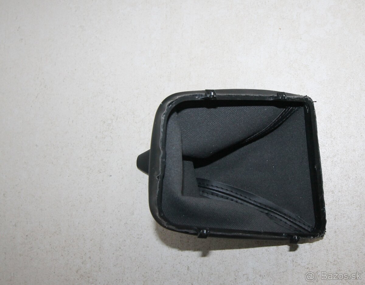 BMW e36 - nová manžeta radenia - 2