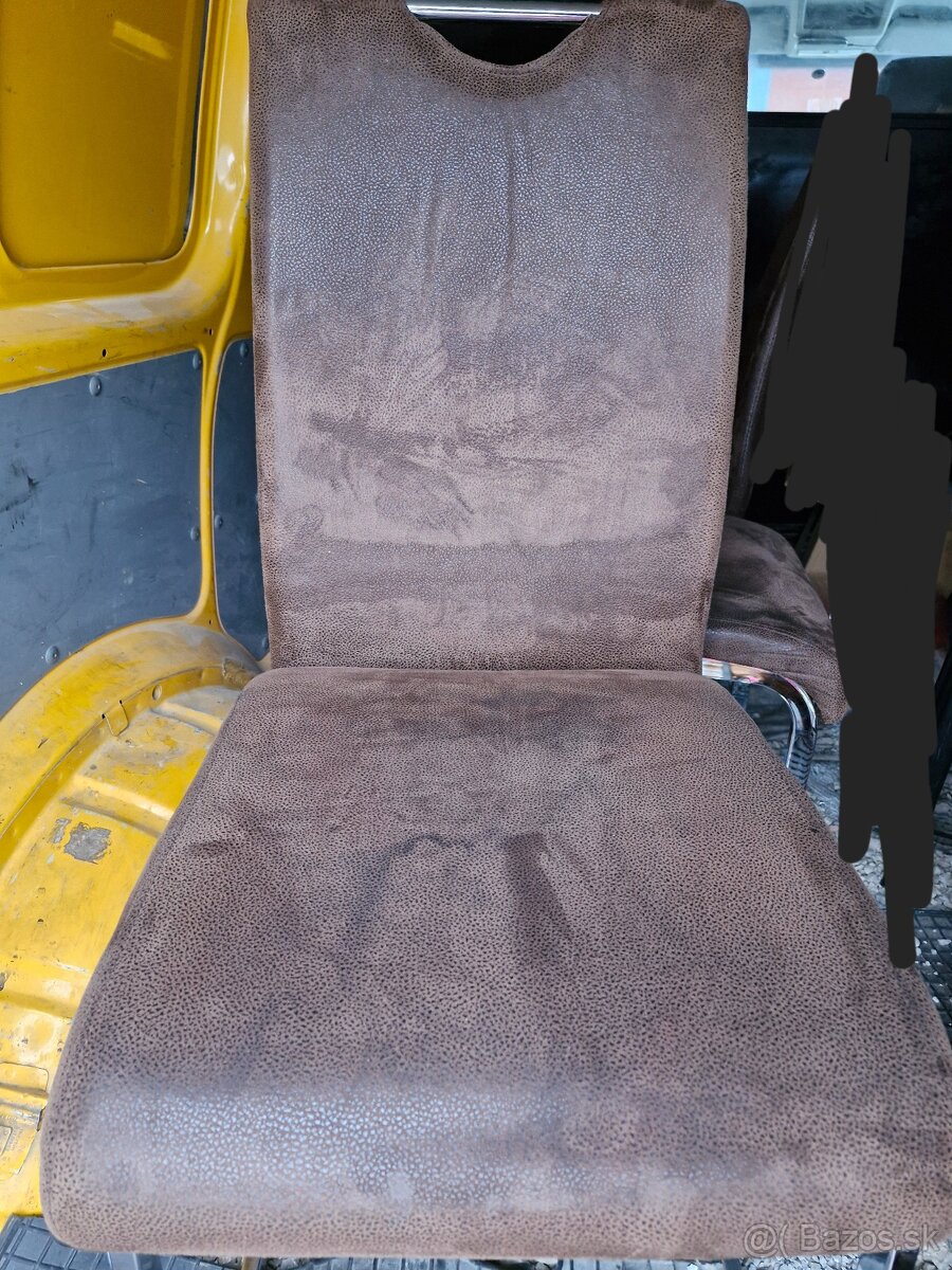 Stolicky hnede a zelene LACNO - 2