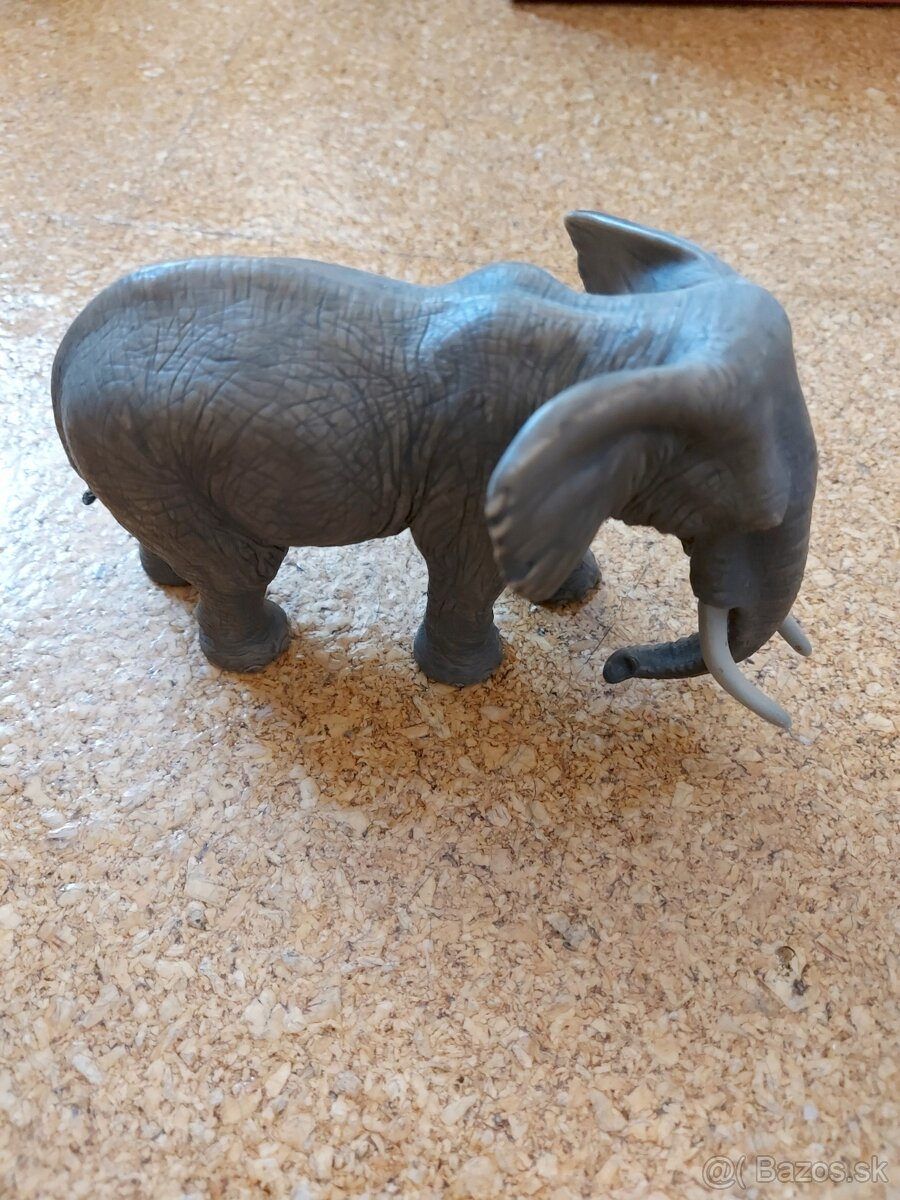 Plastove zvierata a dinosaury - 2