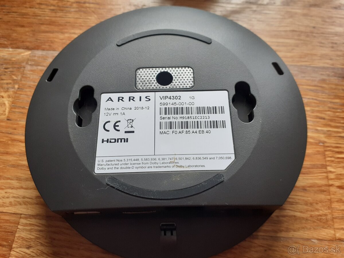 Set-top box ARRIS VIP4302 + ovládač a adaptér - 2