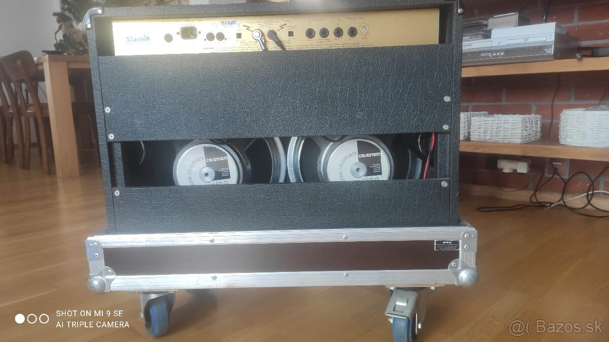 Marshall JCM 900 combo - 2