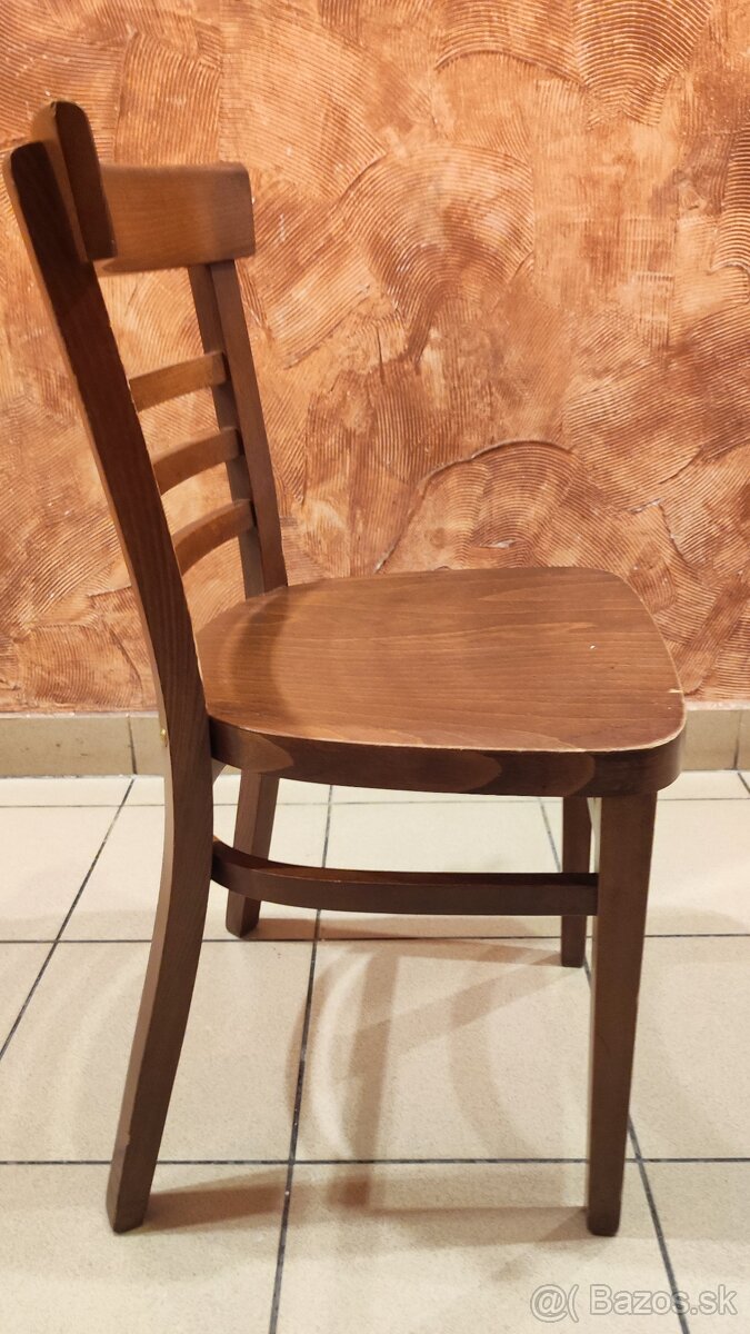 Predám stoličky do gastra 18 kusov - 2