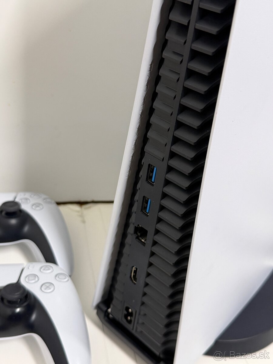 Playstation 5 825gb digital + 2 ovládače + záruka - 2