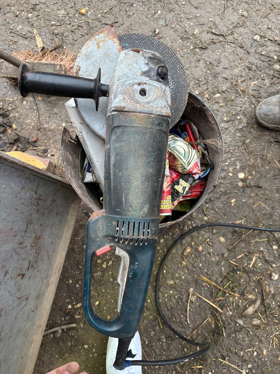 Uhlová brúska BOSCH 25-230 - 2