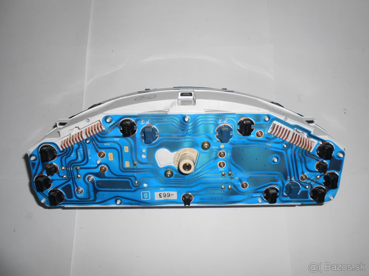 Budiky Mazda 121 / benzinové / - 2