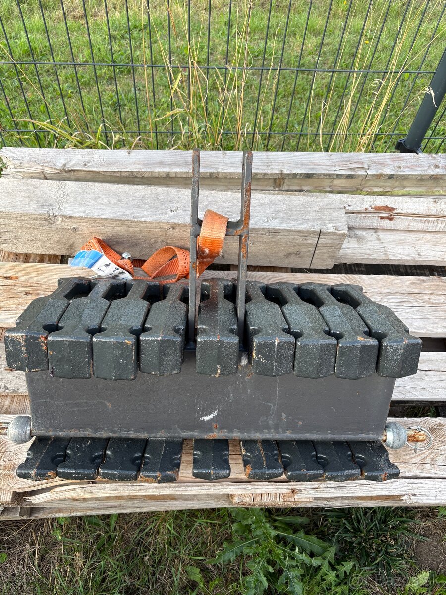 Predam zavazie na maly traktor - 2