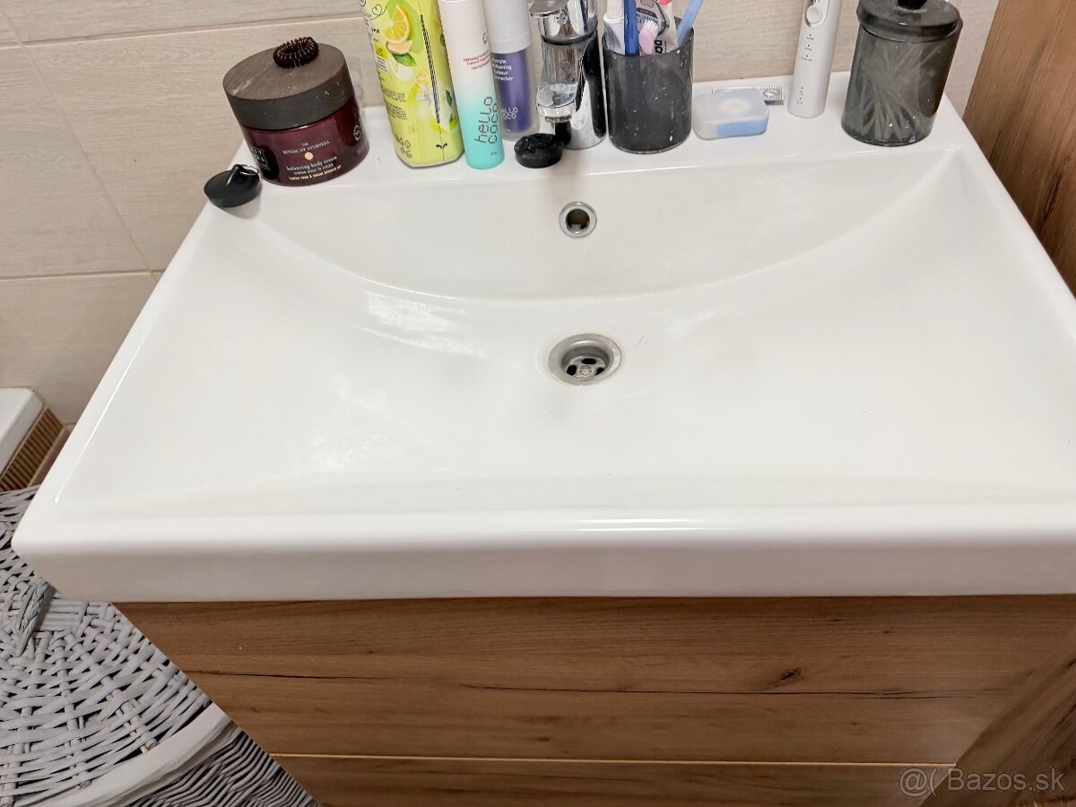 Kupelnovy nabytok - 2