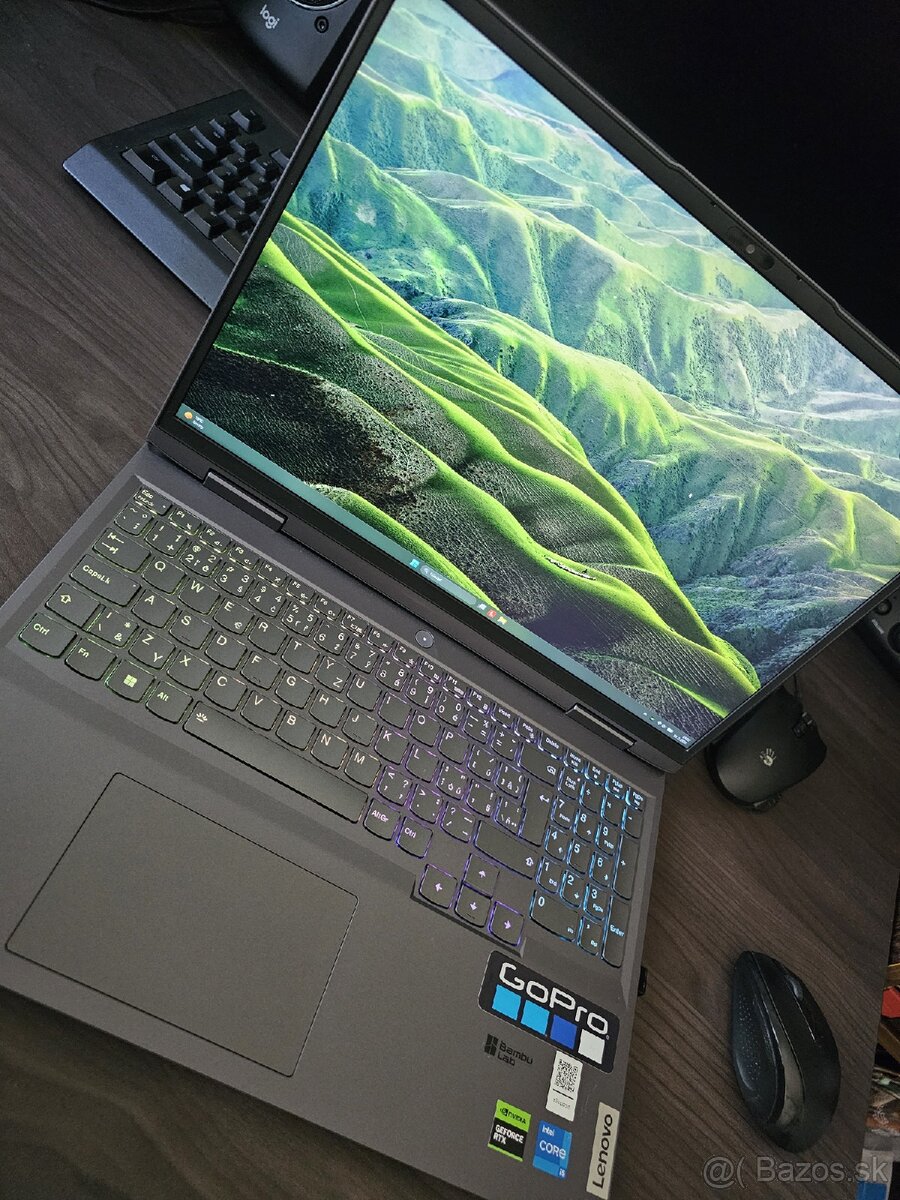 Lenovo LOQ 16IRH8 Storm Grey - 2