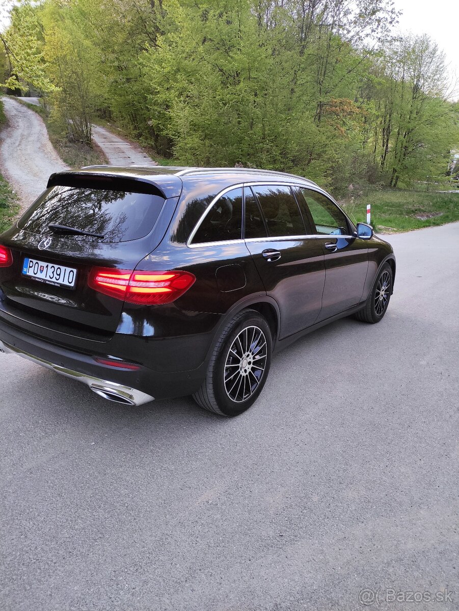 Mercedes-Benz GLC 220 4MAT - 2
