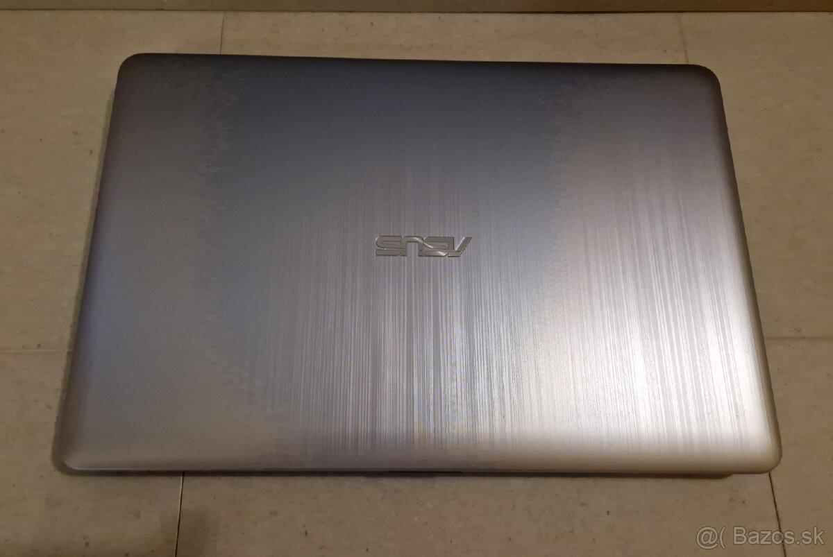 Asus VivoBook A540BA-DM888T - 2