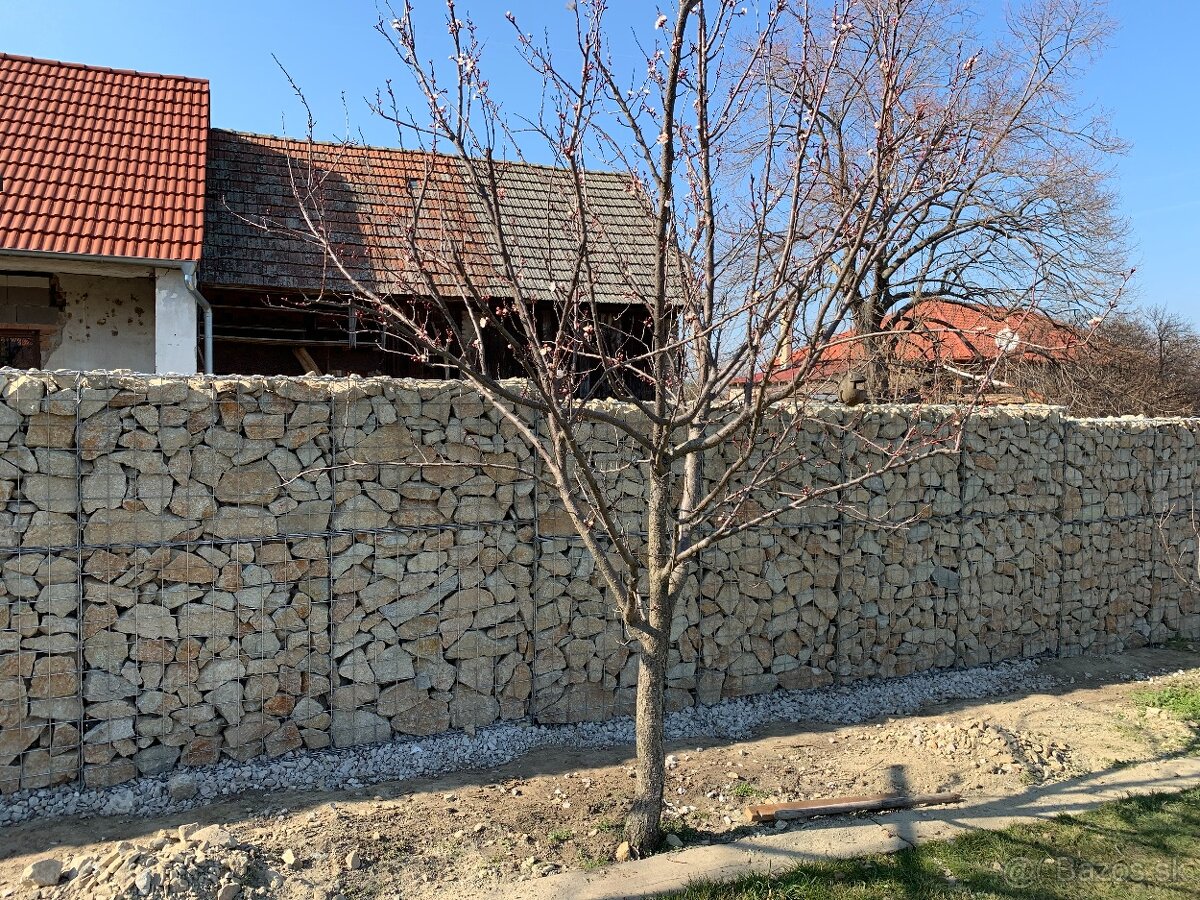 GABIONY, gabionové ploty a oporné múry na kľúč. - 2