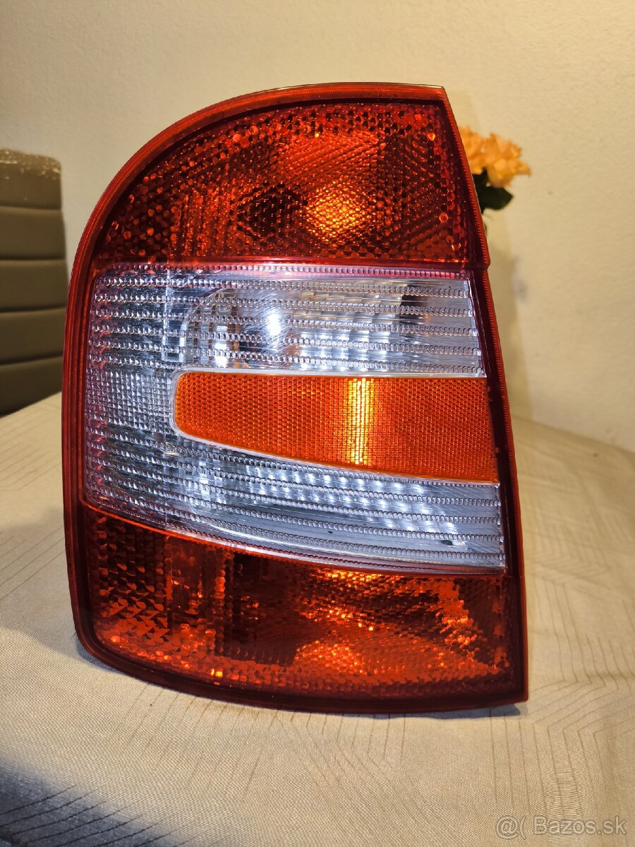 Zadné svetlá Škoda Fabia 1 Facelift Hatchback - 2