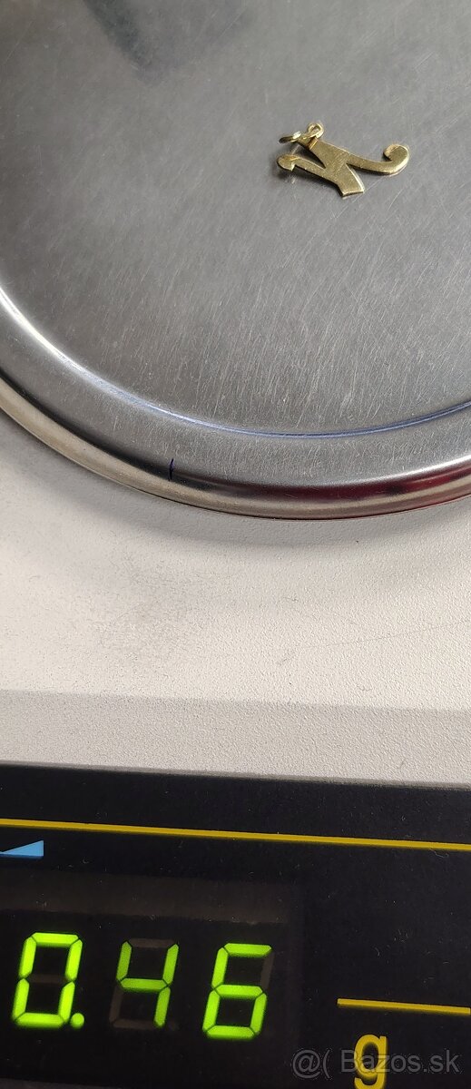 Zlatý prívesok - 2