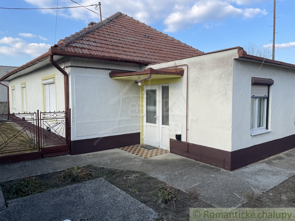 Päťizbový rodinný dom s garážou v Tvrdošovciach - 2