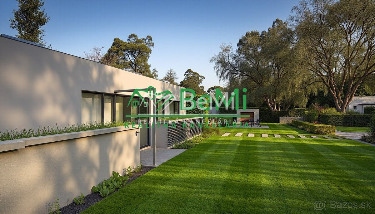 Čarovný pozemok s múrmi pôvodného domu, Sebedín - 2