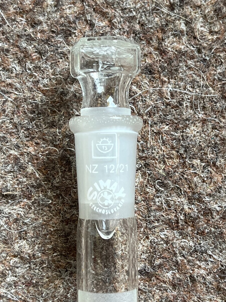 Laboratórne sklo - 2