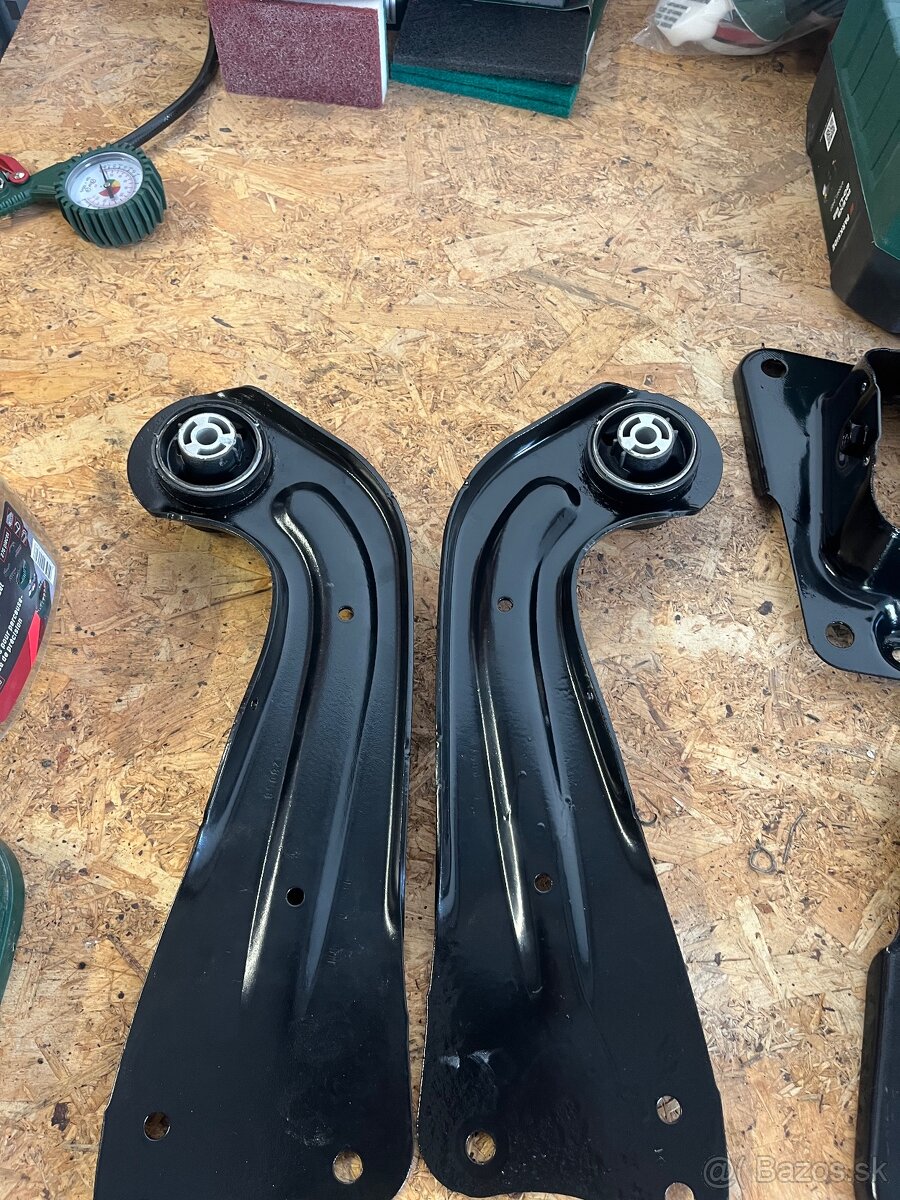 Superb 2 zadná náprava - 2