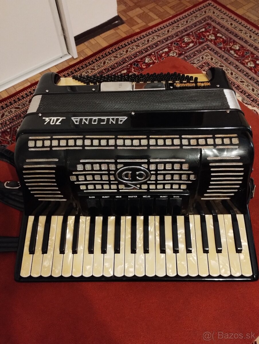Predám akordeón. - 2