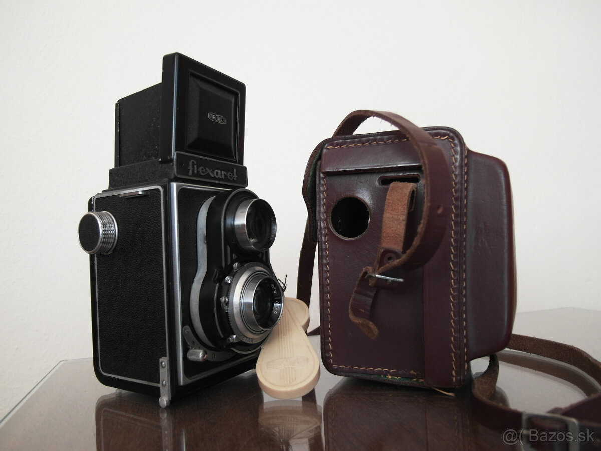 Starý fotoaparát Flexaret - 2