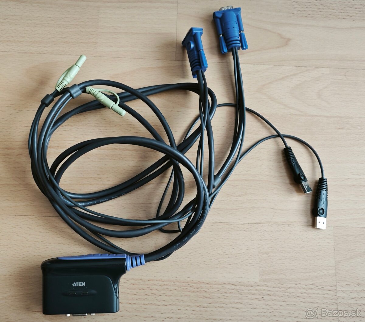 Predám ATEN CS62U 2-Port USB KVM Switch - 2